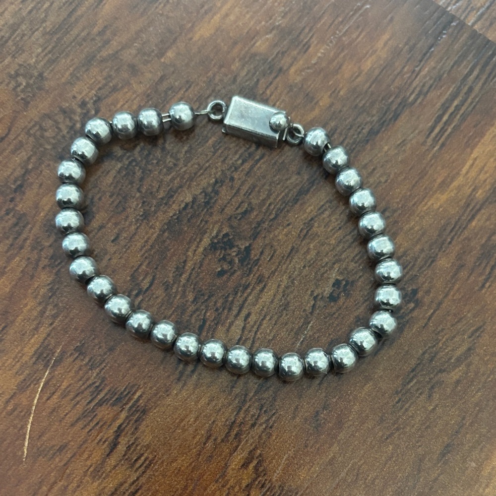 925 Silver Beaded Bracelet
Mexico